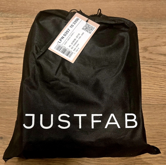 Charlee Fuzzie Bootie - Size *8 - Picture 10 of 10